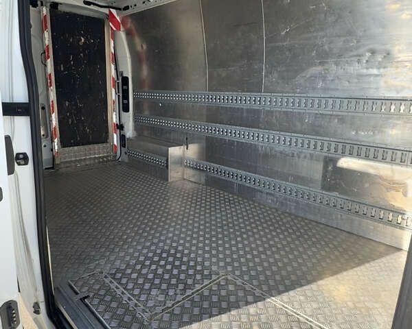 Рено Мастер, объемом двигателя 2.3 л и пробегом 144 тыс. км за 18900 $, фото 24 на Automoto.ua