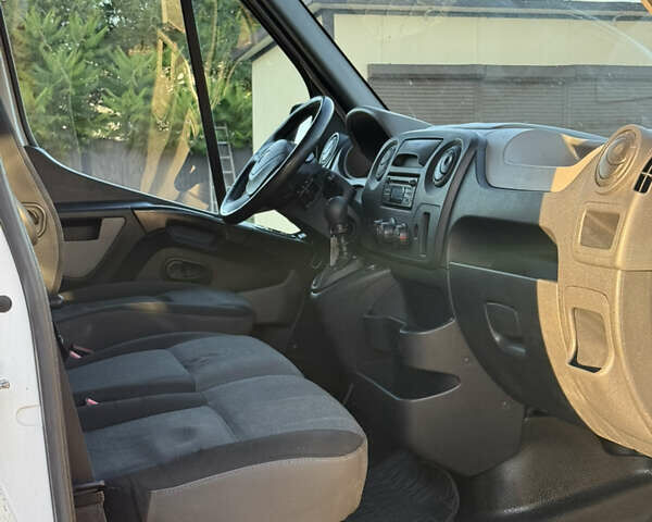 Рено Мастєр, об'ємом двигуна 2.3 л та пробігом 308 тис. км за 12999 $, фото 3 на Automoto.ua