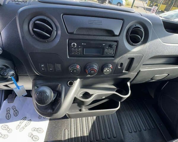 Рено Мастер, объемом двигателя 2.3 л и пробегом 144 тыс. км за 18900 $, фото 14 на Automoto.ua