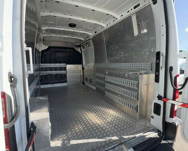 Рено Мастер, объемом двигателя 2.3 л и пробегом 144 тыс. км за 18900 $, фото 22 на Automoto.ua
