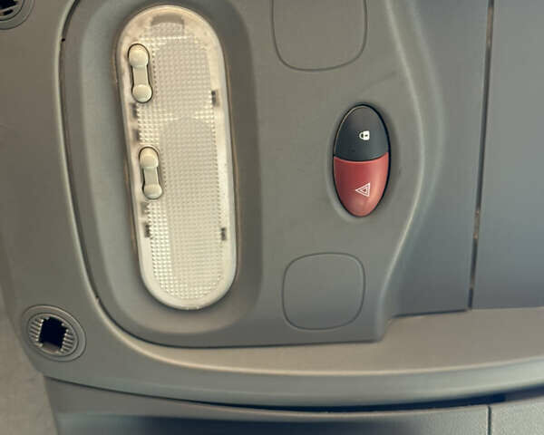 Рено Мастєр, об'ємом двигуна 2.3 л та пробігом 308 тис. км за 12999 $, фото 7 на Automoto.ua