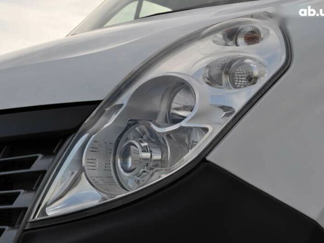 Рено Мастер, объемом двигателя 2.3 л и пробегом 294 тыс. км за 19000 $, фото 4 на Automoto.ua