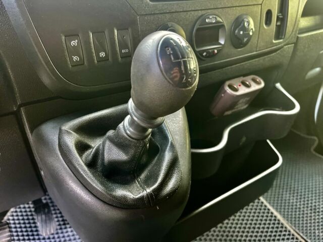 Рено Мастєр, об'ємом двигуна 0 л та пробігом 0 тис. км за 13000 $, фото 17 на Automoto.ua