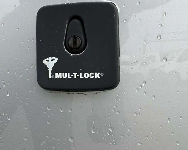 Рено Мастер, объемом двигателя 0 л и пробегом 151 тыс. км за 16200 $, фото 9 на Automoto.ua