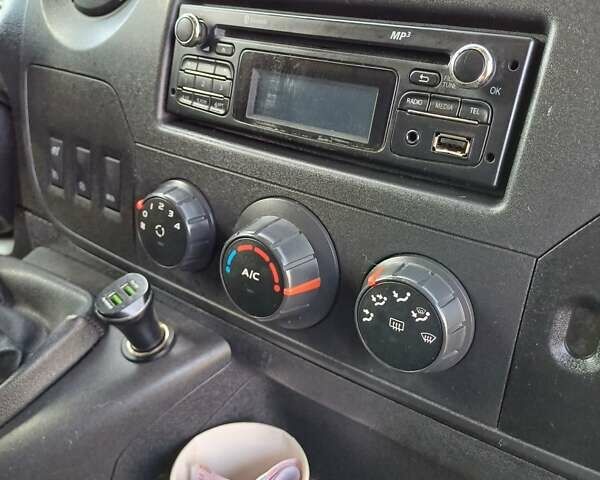 Рено Мастер, объемом двигателя 2.3 л и пробегом 228 тыс. км за 15800 $, фото 19 на Automoto.ua