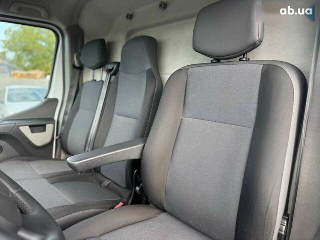 Рено Мастер, объемом двигателя 2.3 л и пробегом 280 тыс. км за 17950 $, фото 11 на Automoto.ua
