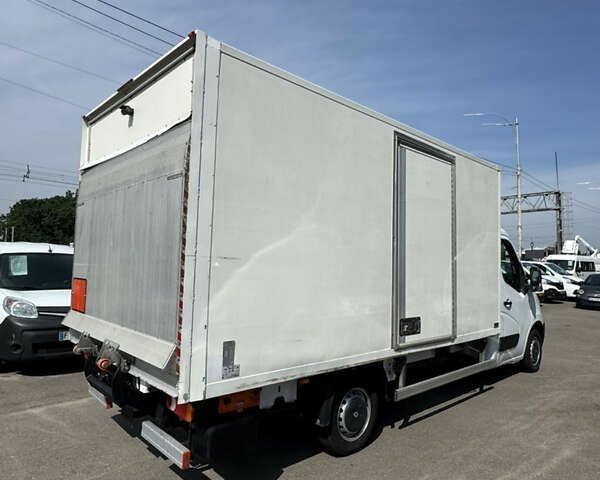 Рено Мастер, объемом двигателя 0 л и пробегом 260 тыс. км за 19600 $, фото 9 на Automoto.ua