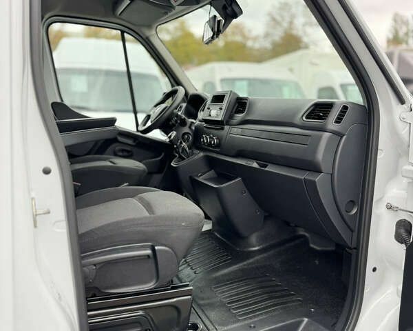 Рено Мастер, объемом двигателя 2.3 л и пробегом 112 тыс. км за 24700 $, фото 12 на Automoto.ua