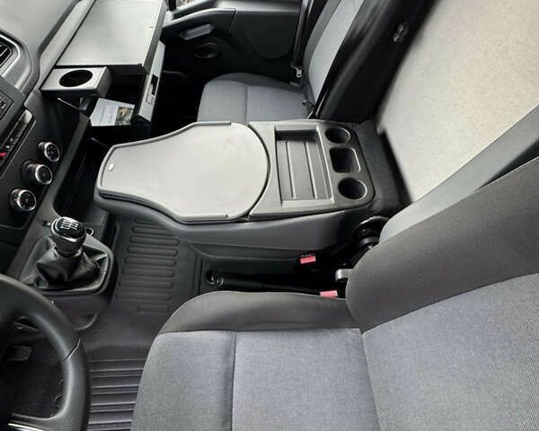 Рено Мастер, объемом двигателя 0 л и пробегом 155 тыс. км за 20900 $, фото 23 на Automoto.ua