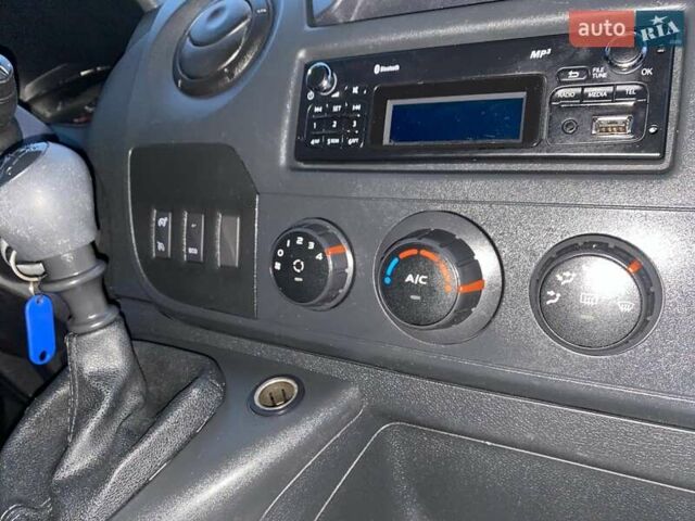 Рено Мастер, объемом двигателя 2.3 л и пробегом 196 тыс. км за 15600 $, фото 40 на Automoto.ua