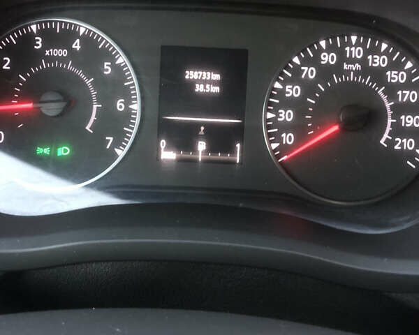 Рено Мастер, объемом двигателя 2.3 л и пробегом 258 тыс. км за 19300 $, фото 29 на Automoto.ua