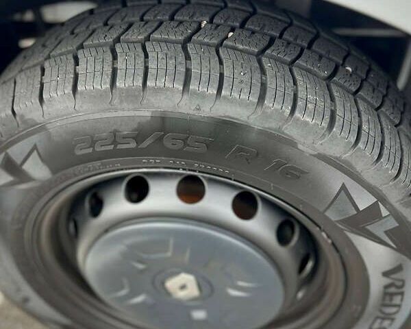 Рено Мастер, объемом двигателя 2.3 л и пробегом 107 тыс. км за 23900 $, фото 13 на Automoto.ua