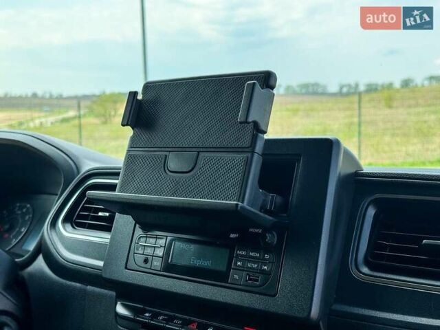 Рено Мастер, объемом двигателя 2.4 л и пробегом 203 тыс. км за 26500 $, фото 16 на Automoto.ua