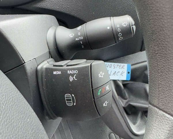 Рено Мастер, объемом двигателя 0 л и пробегом 148 тыс. км за 21900 $, фото 22 на Automoto.ua