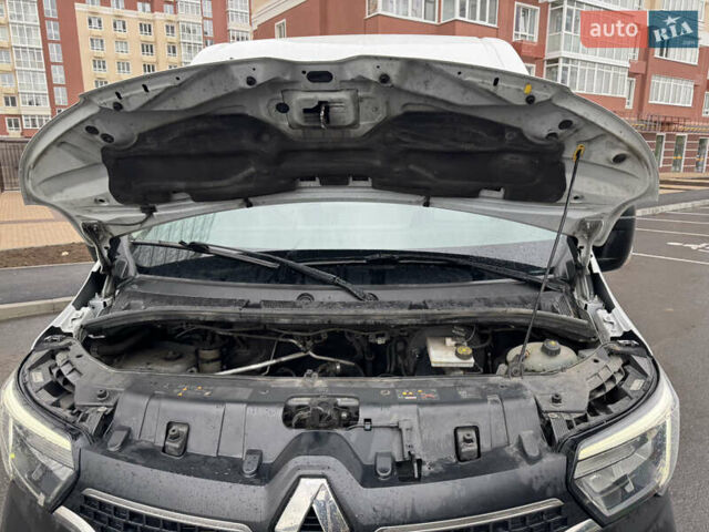 Рено Мастер, объемом двигателя 2.5 л и пробегом 280 тыс. км за 18200 $, фото 14 на Automoto.ua