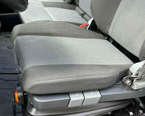 Рено Мастер, объемом двигателя 2.3 л и пробегом 337 тыс. км за 22750 $, фото 4 на Automoto.ua