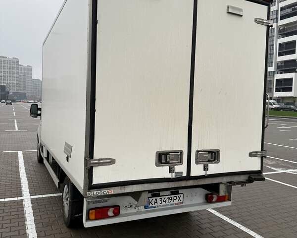 Рено Мастер, объемом двигателя 0 л и пробегом 290 тыс. км за 15000 $, фото 2 на Automoto.ua