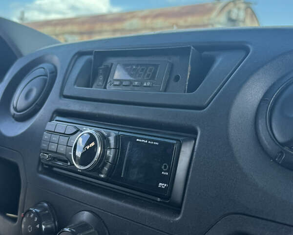 Рено Мастєр, об'ємом двигуна 0 л та пробігом 6 тис. км за 13800 $, фото 11 на Automoto.ua