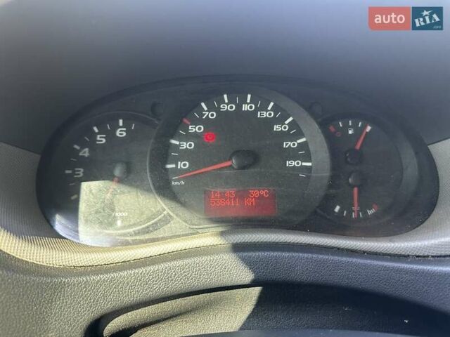 Рено Мастер, объемом двигателя 2.3 л и пробегом 536 тыс. км за 12500 $, фото 8 на Automoto.ua