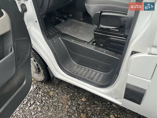 Рено Мастер, объемом двигателя 2.3 л и пробегом 200 тыс. км за 18800 $, фото 10 на Automoto.ua