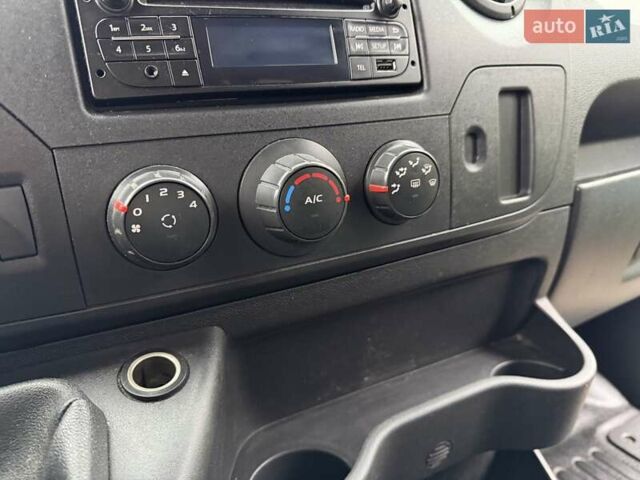 Рено Мастер, объемом двигателя 2.3 л и пробегом 309 тыс. км за 18000 $, фото 27 на Automoto.ua