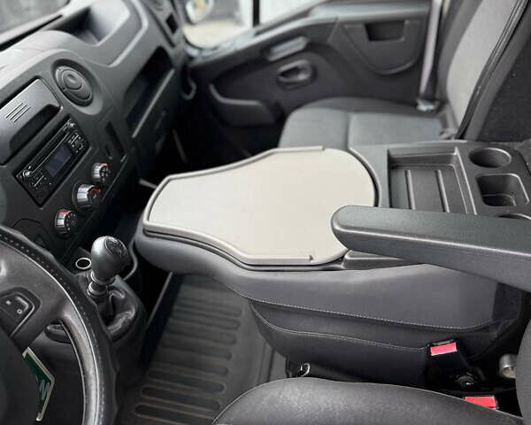 Рено Мастер, объемом двигателя 2.3 л и пробегом 477 тыс. км за 25500 $, фото 10 на Automoto.ua