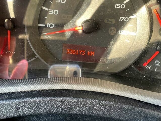 Рено Мастер, объемом двигателя 2.3 л и пробегом 334 тыс. км за 15500 $, фото 6 на Automoto.ua