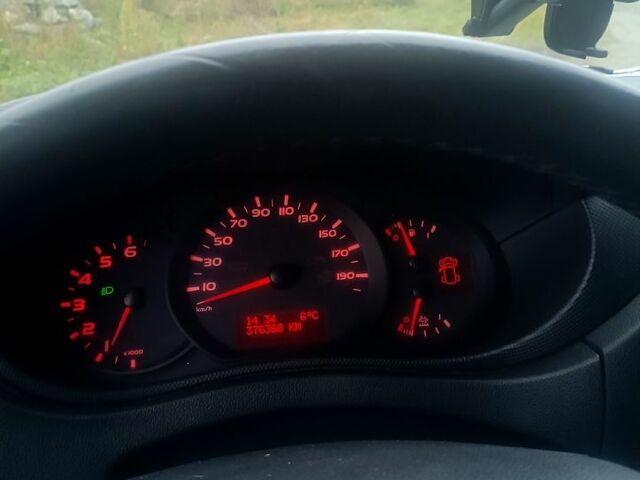 Рено Мастер, объемом двигателя 2.3 л и пробегом 376 тыс. км за 13800 $, фото 1 на Automoto.ua