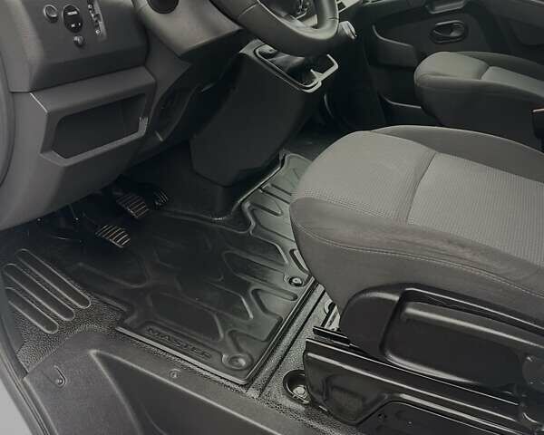 Рено Мастер, объемом двигателя 2.3 л и пробегом 308 тыс. км за 17700 $, фото 36 на Automoto.ua