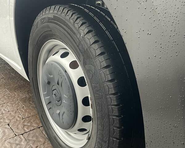 Рено Мастер, объемом двигателя 2.3 л и пробегом 308 тыс. км за 17700 $, фото 30 на Automoto.ua