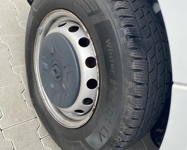 Рено Мастер, объемом двигателя 0 л и пробегом 250 тыс. км за 19700 $, фото 15 на Automoto.ua