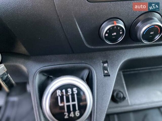 Рено Мастер, объемом двигателя 2.3 л и пробегом 228 тыс. км за 18150 $, фото 40 на Automoto.ua