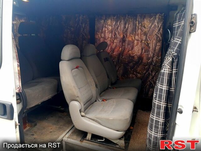 Рено Мастер, объемом двигателя 2.8 л и пробегом 300 тыс. км за 6200 $, фото 2 на Automoto.ua