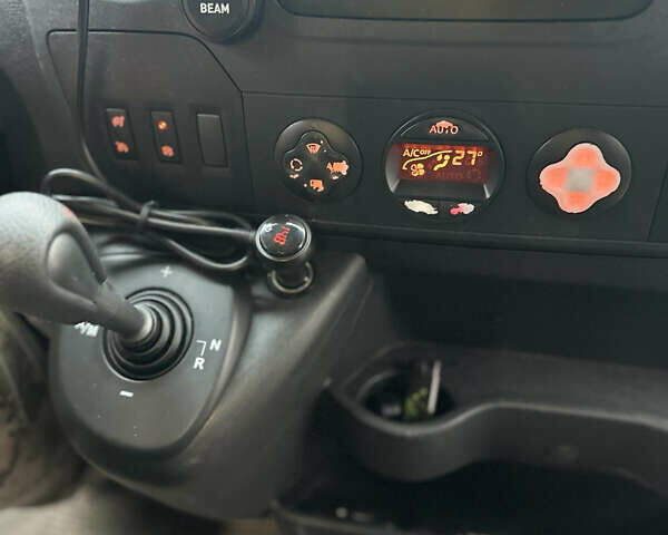 Рено Мастер, объемом двигателя 2.3 л и пробегом 378 тыс. км за 14999 $, фото 10 на Automoto.ua