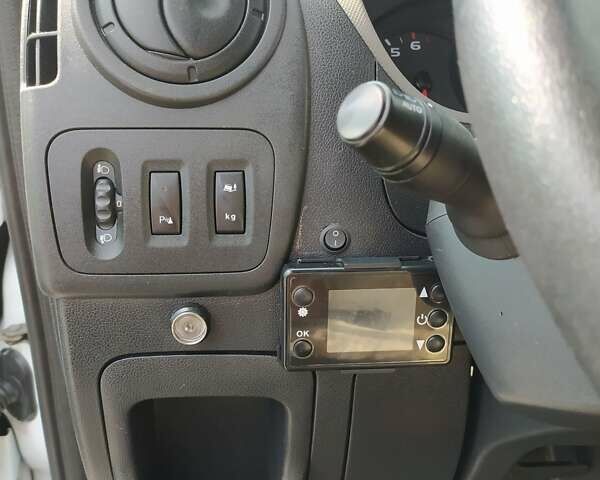 Рено Мастєр, об'ємом двигуна 2.3 л та пробігом 225 тис. км за 21500 $, фото 75 на Automoto.ua