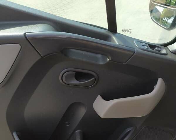 Рено Мастєр, об'ємом двигуна 2.3 л та пробігом 225 тис. км за 21500 $, фото 76 на Automoto.ua
