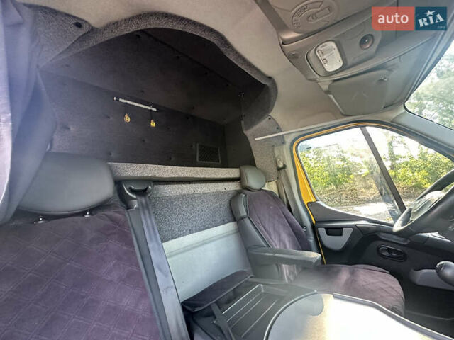 Жовтий Рено Мастєр, об'ємом двигуна 2.3 л та пробігом 536 тис. км за 16700 $, фото 22 на Automoto.ua
