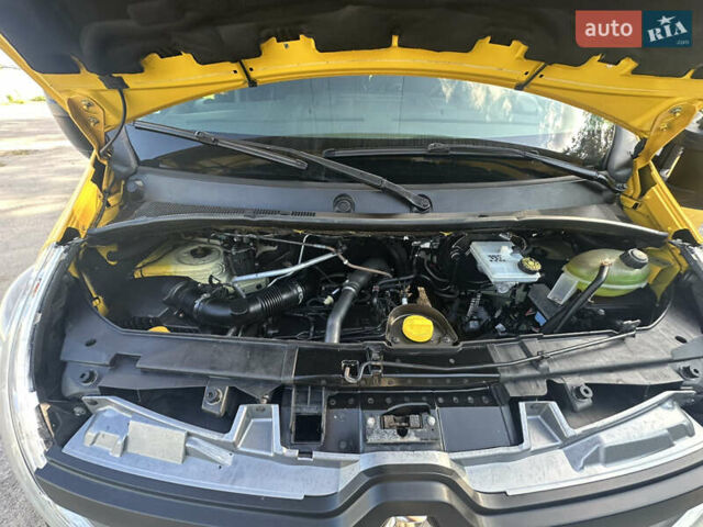 Жовтий Рено Мастєр, об'ємом двигуна 2.3 л та пробігом 537 тис. км за 16500 $, фото 41 на Automoto.ua