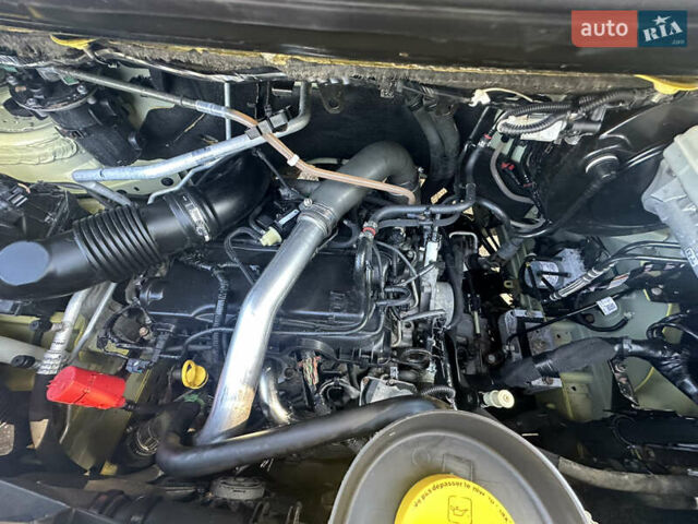 Жовтий Рено Мастєр, об'ємом двигуна 2.3 л та пробігом 537 тис. км за 16500 $, фото 44 на Automoto.ua