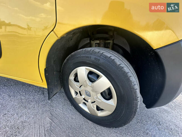 Жовтий Рено Мастєр, об'ємом двигуна 2.3 л та пробігом 537 тис. км за 16500 $, фото 18 на Automoto.ua