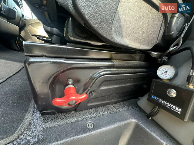 Жовтий Рено Мастєр, об'ємом двигуна 2.3 л та пробігом 537 тис. км за 16500 $, фото 36 на Automoto.ua