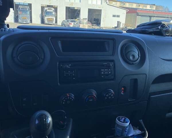 Желтый Рено Мастер, объемом двигателя 2.3 л и пробегом 320 тыс. км за 16500 $, фото 14 на Automoto.ua