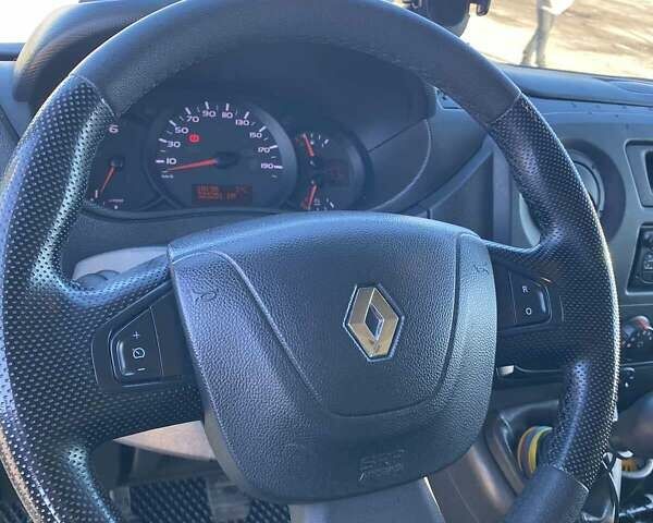 Желтый Рено Мастер, объемом двигателя 2.3 л и пробегом 320 тыс. км за 16500 $, фото 13 на Automoto.ua