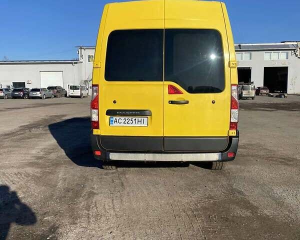 Желтый Рено Мастер, объемом двигателя 2.3 л и пробегом 320 тыс. км за 16500 $, фото 2 на Automoto.ua