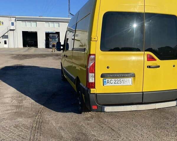 Желтый Рено Мастер, объемом двигателя 2.3 л и пробегом 320 тыс. км за 16500 $, фото 3 на Automoto.ua