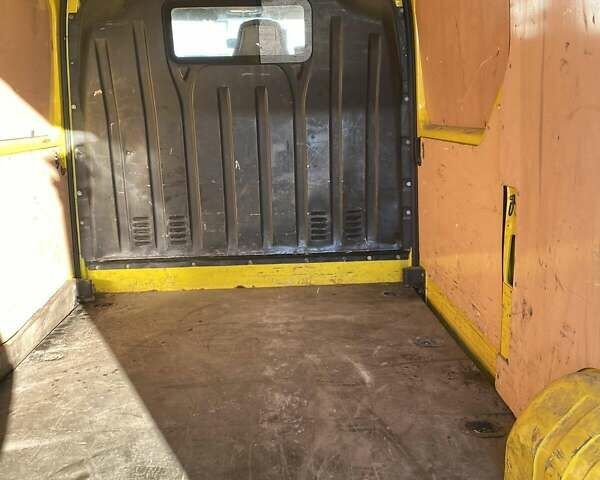 Желтый Рено Мастер, объемом двигателя 2.3 л и пробегом 320 тыс. км за 16500 $, фото 9 на Automoto.ua