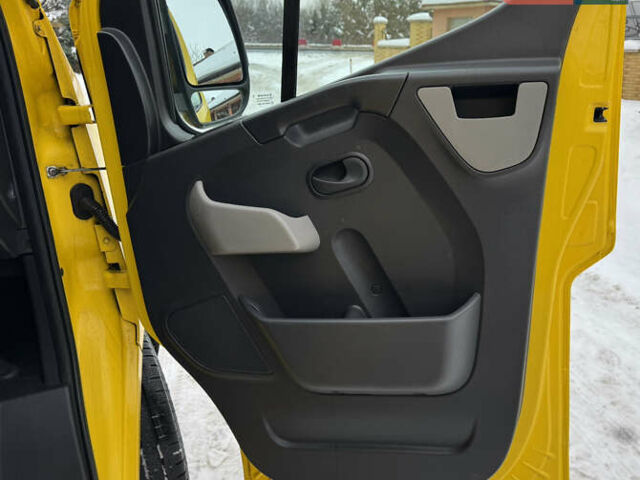 Желтый Рено Мастер, объемом двигателя 2.3 л и пробегом 240 тыс. км за 16500 $, фото 32 на Automoto.ua