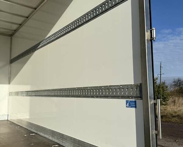 Желтый Рено Мастер, объемом двигателя 2.3 л и пробегом 260 тыс. км за 23499 $, фото 27 на Automoto.ua