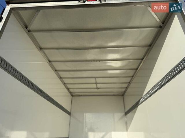 Желтый Рено Мастер, объемом двигателя 2.3 л и пробегом 260 тыс. км за 23499 $, фото 30 на Automoto.ua