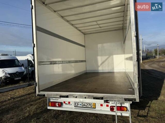 Желтый Рено Мастер, объемом двигателя 2.3 л и пробегом 260 тыс. км за 23499 $, фото 29 на Automoto.ua